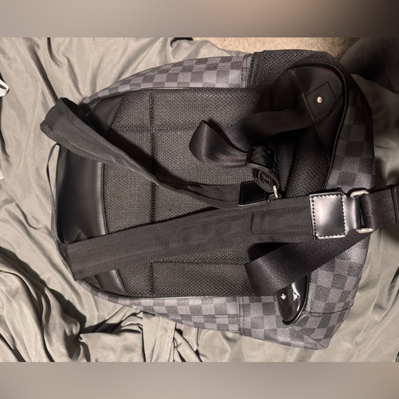 Louis Vuitton Graphite backpack! - Picture 4 of 4